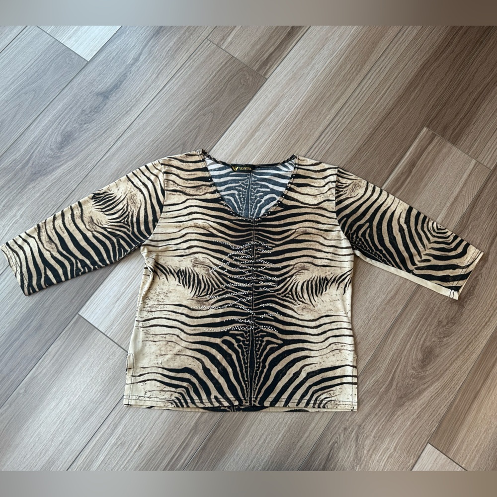 Vintage Tiger Print Sparkly V-neck Top 3/4 Sleeves - Picture 2 of 8
